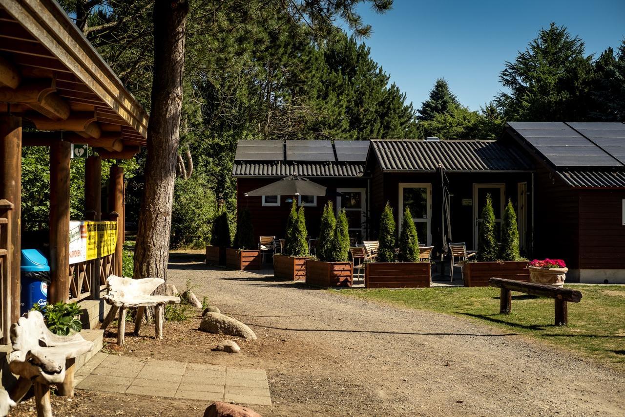 Rodvig Ferieby Hotel ภายนอก รูปภาพ